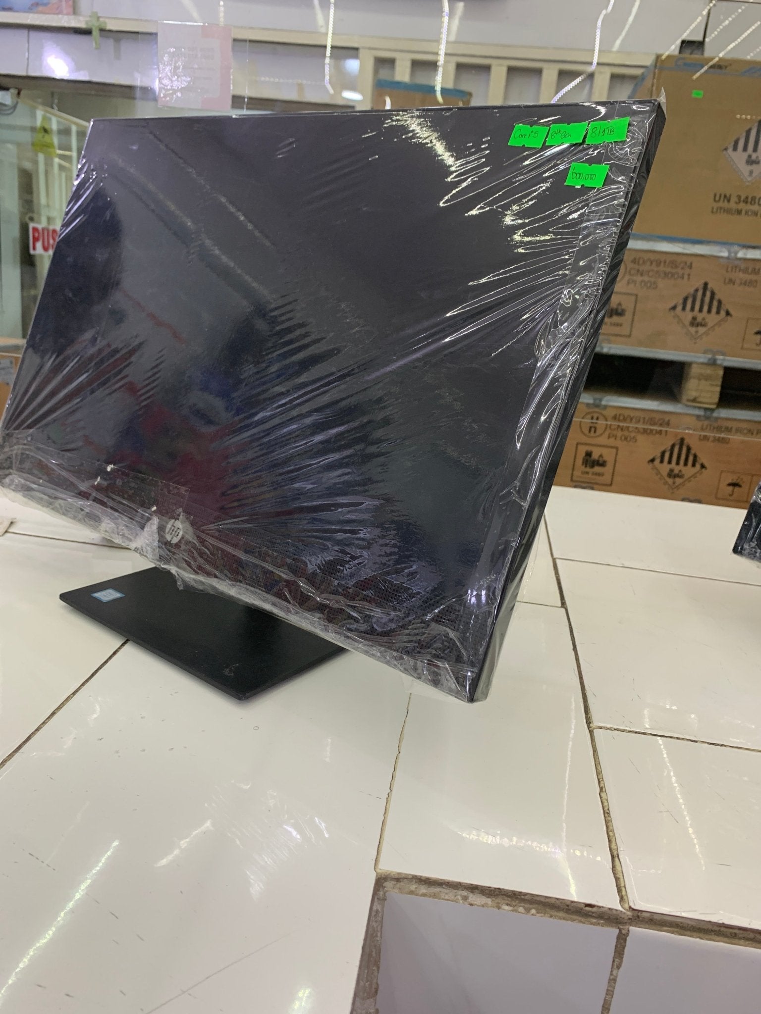 ALL IN ONE DESKTOP 8GB RAM 1TB HDD 8TH GENERATION CORE i5 Uk USED - Joche